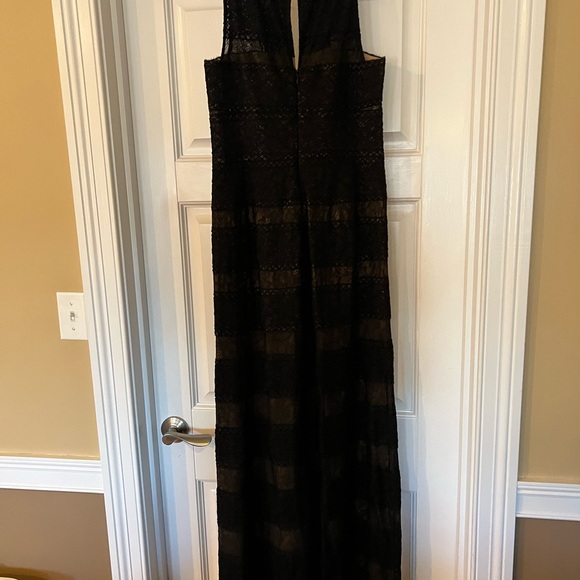 Bcbg evening gown. - Picture 2 of 3